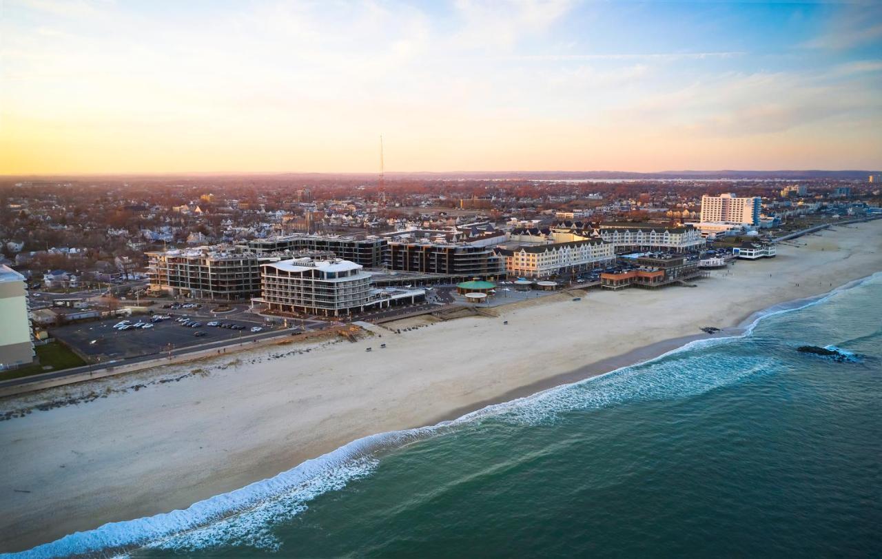 Wave Resort Long Branch Luaran gambar